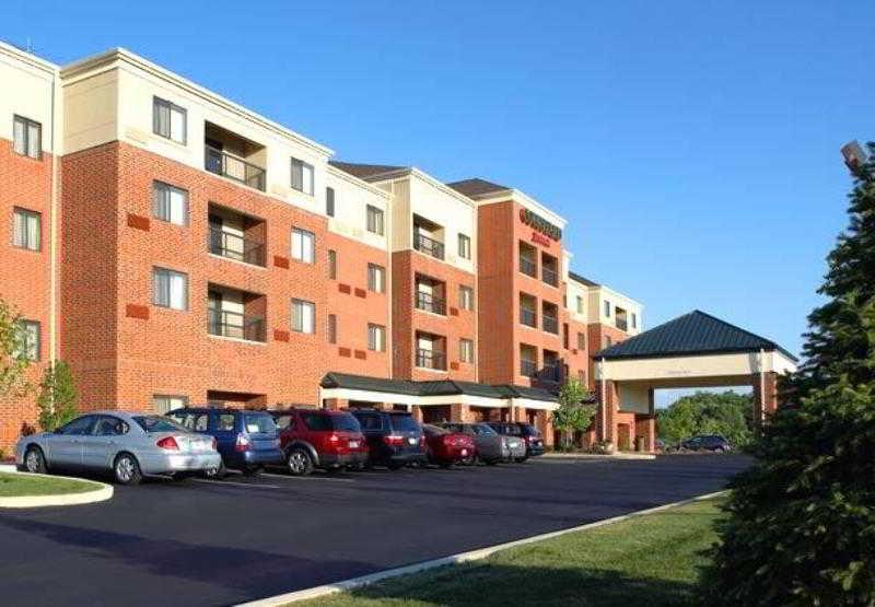 Courtyard By Marriott Akron Stow Exterior foto